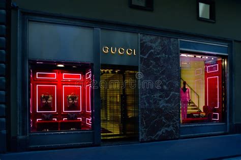 negozio gucci firenze|Gucci italy outlet.